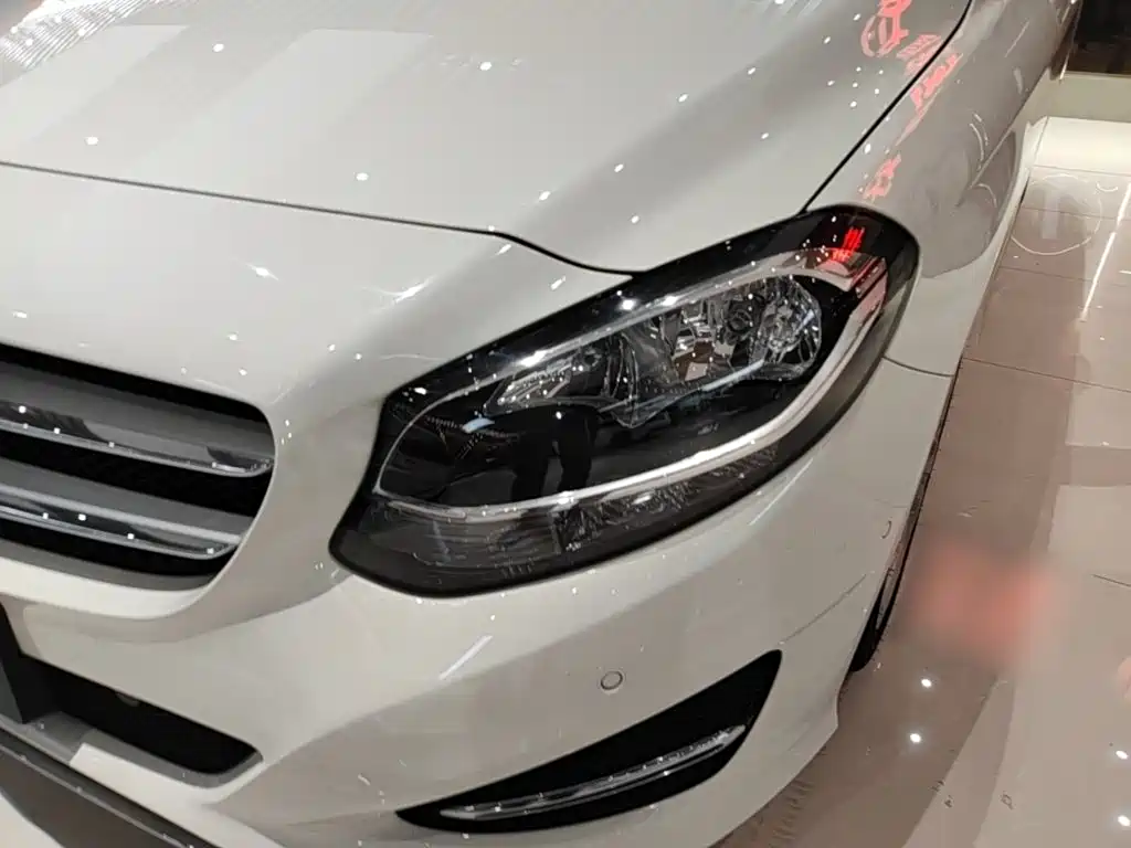 Mercedes-Benz B-Class — миниатюра 24
