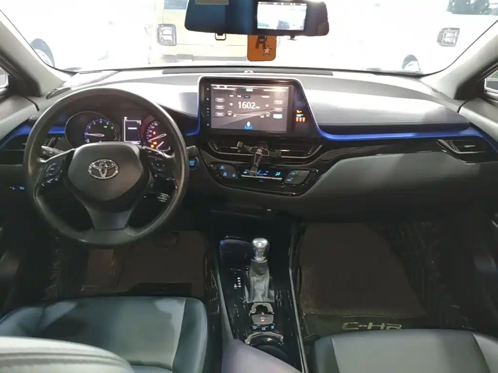 Toyota C-HR — миниатюра 10