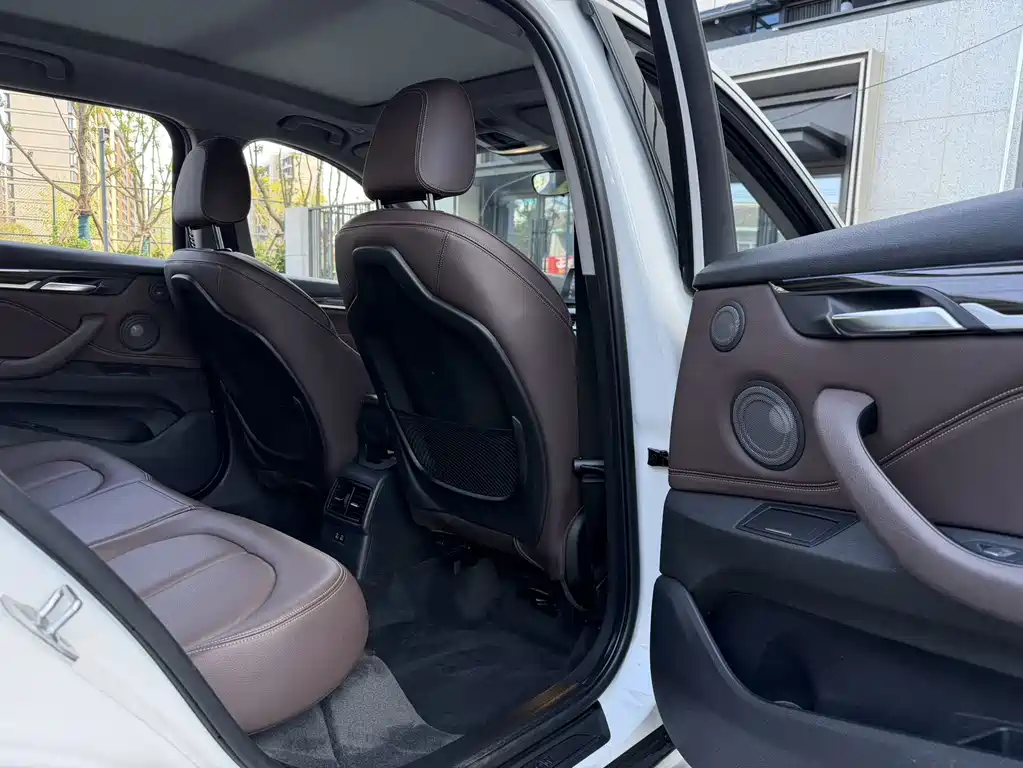 BMW X1 — миниатюра 8