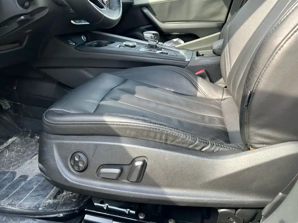 Audi A4L — миниатюра 11