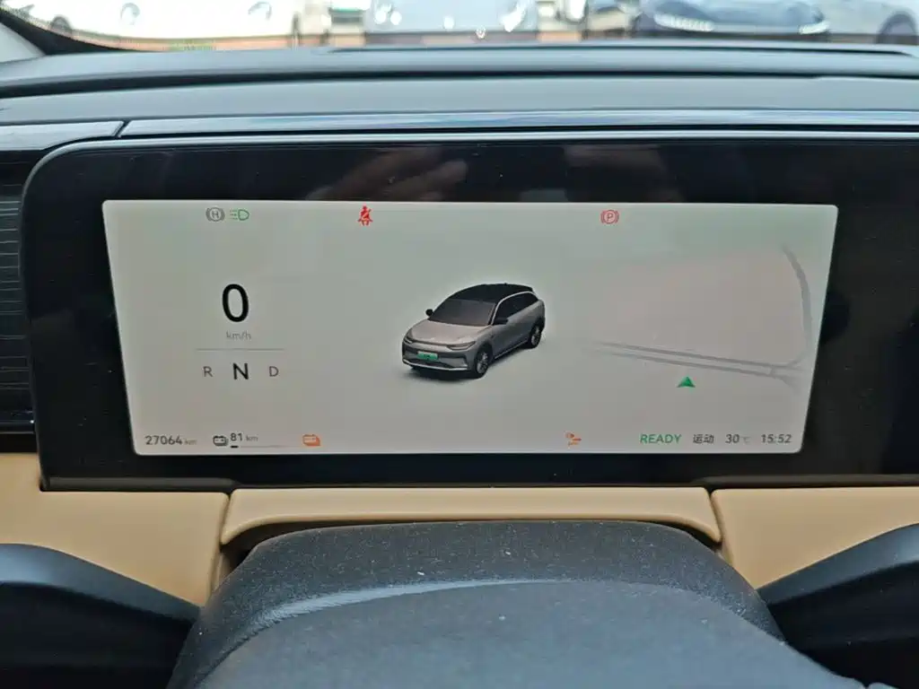 Leapmotor Leapmotor C11 — миниатюра 12
