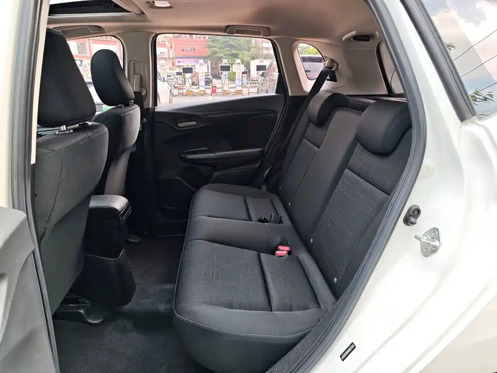Honda Fit — миниатюра 23