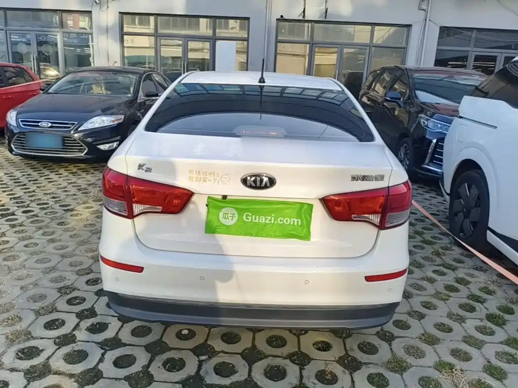 Kia K2 — миниатюра 6
