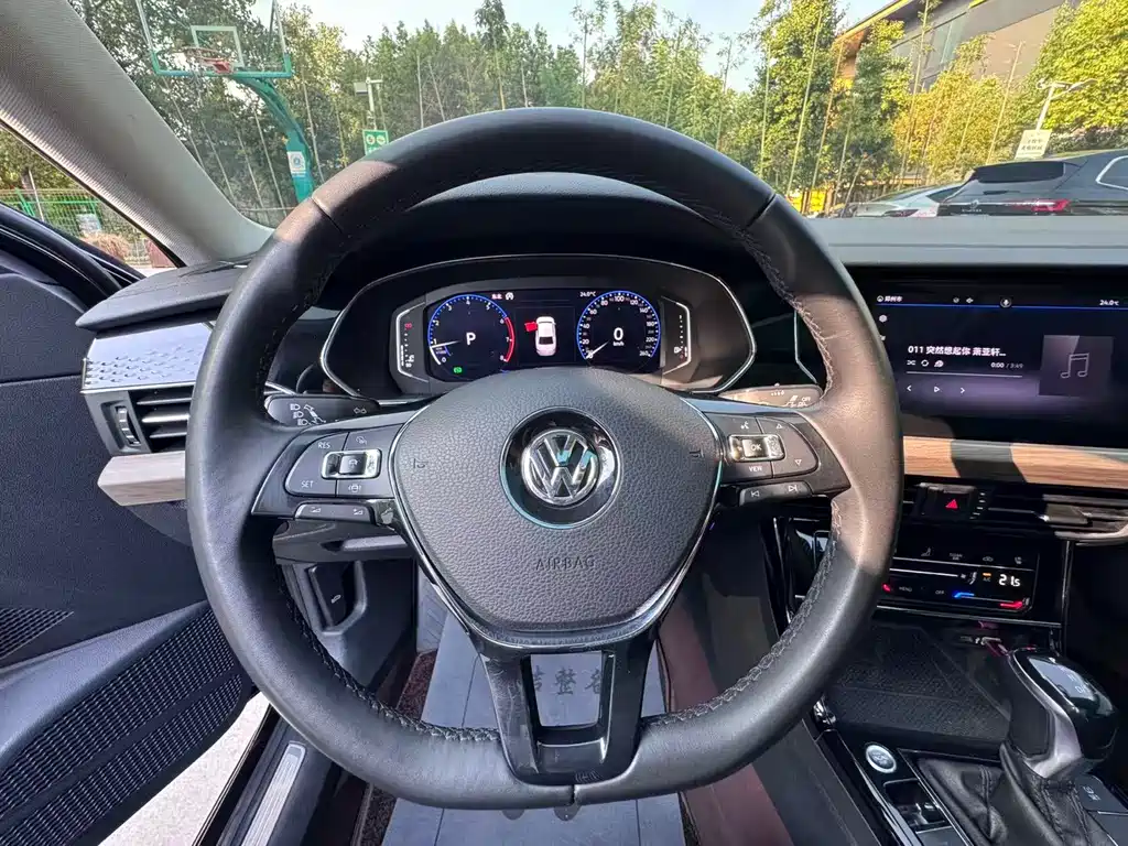 Volkswagen Passat — миниатюра 7