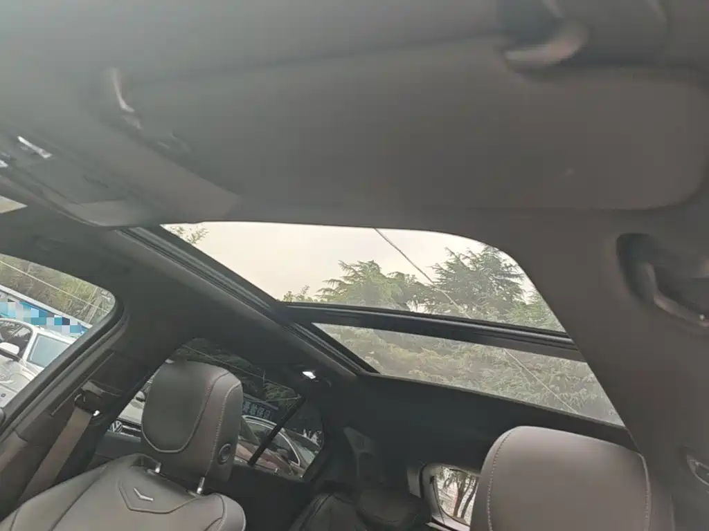 Cadillac XT4 — миниатюра 18