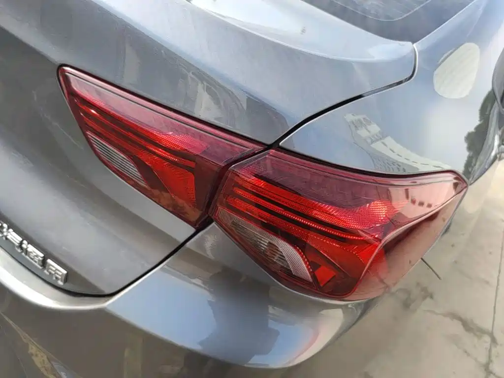 Chevrolet Cavalier — миниатюра 8