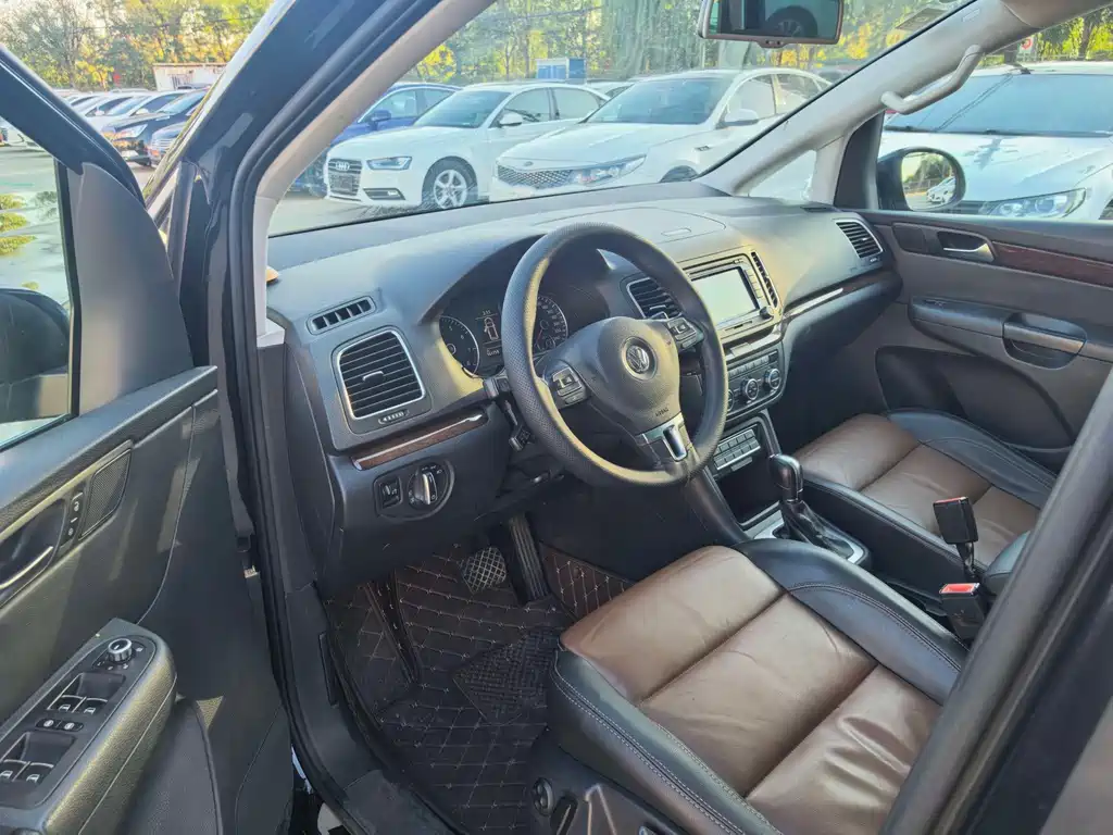 Volkswagen Sharan — миниатюра 10