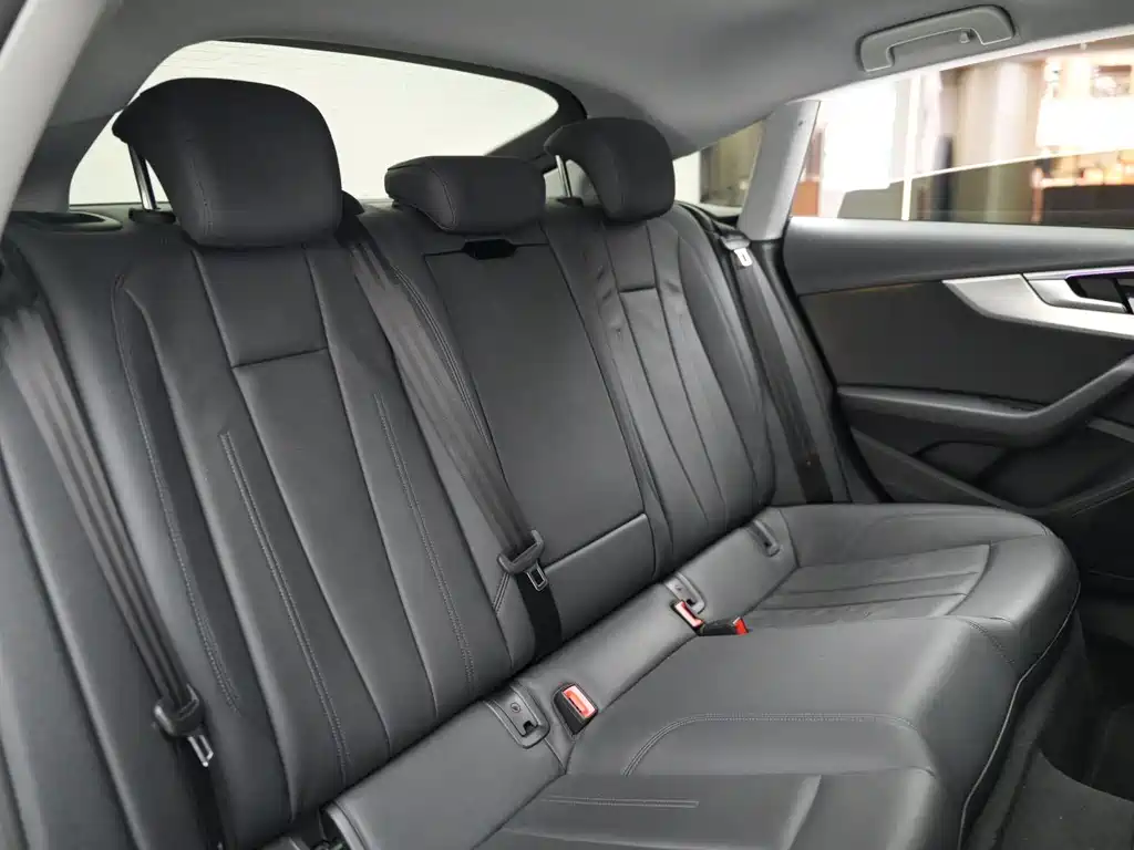 Audi A5 (Import) — миниатюра 8