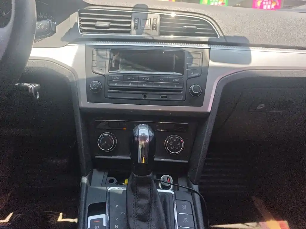 Volkswagen Lamando — миниатюра 6