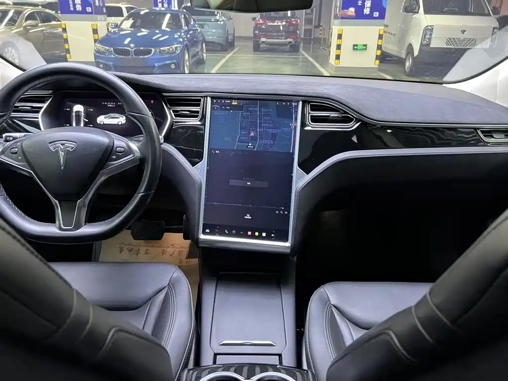 TESLA MODEL S