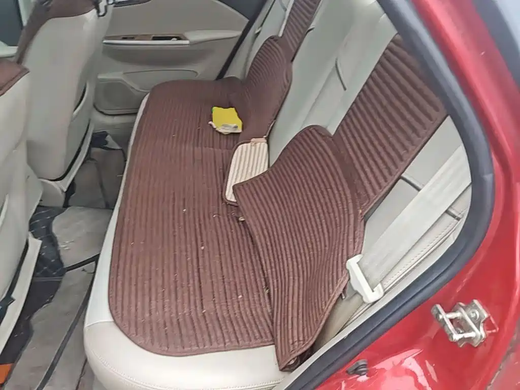 Buick Excelle — миниатюра 17