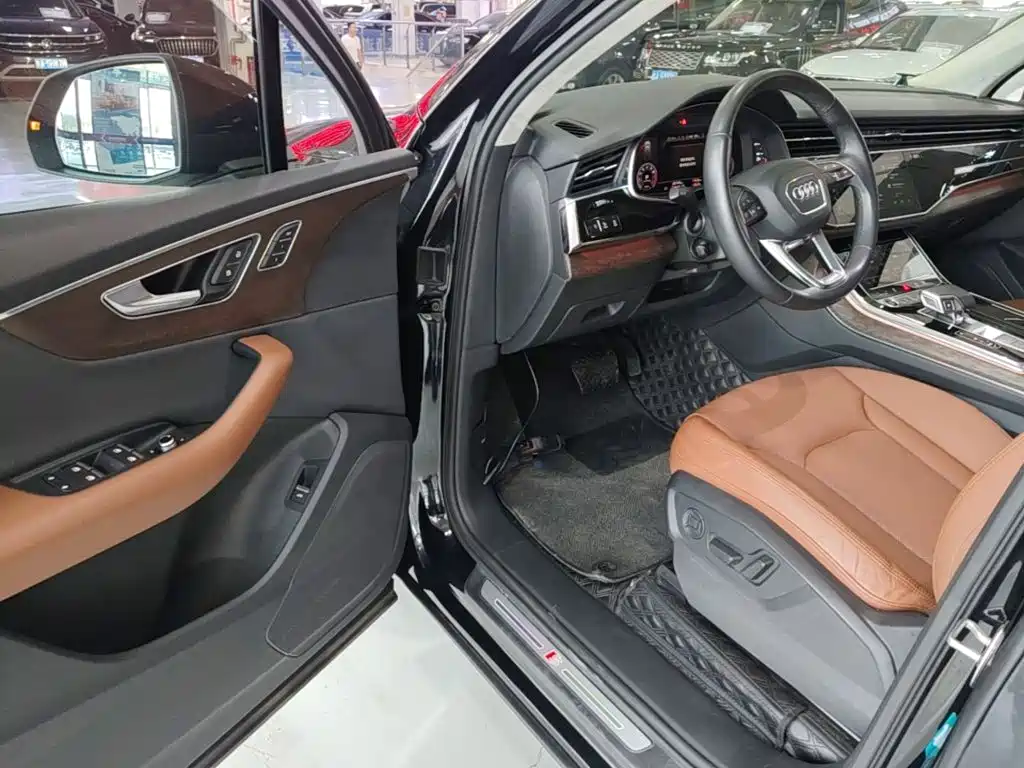 Audi Q7 — миниатюра 16
