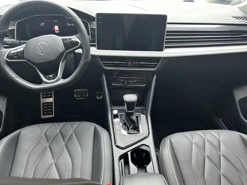 Volkswagen Tiguan L — миниатюра 4