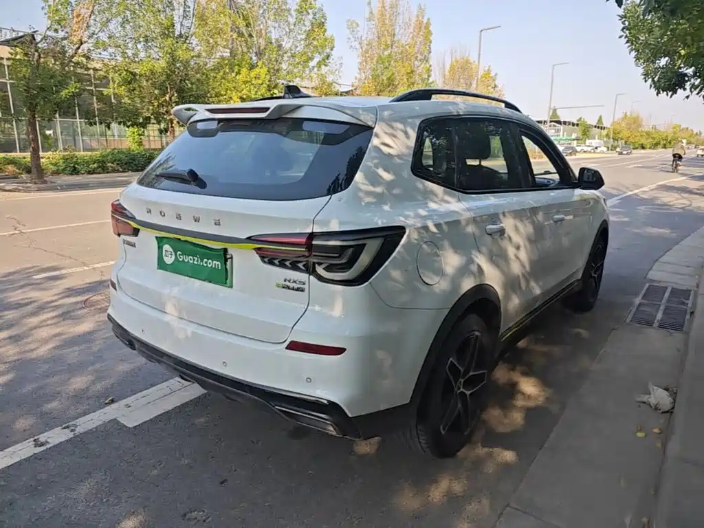 Roewe RX5 New Energy — миниатюра 7