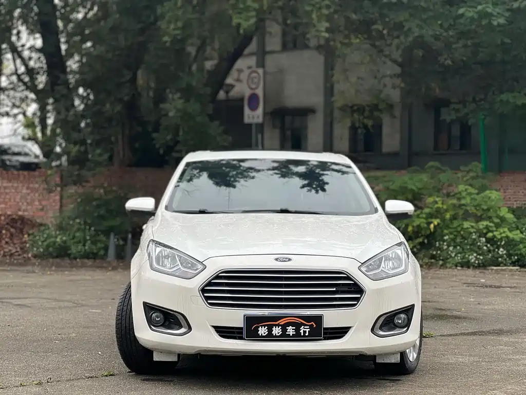 Ford Escort — миниатюра 2