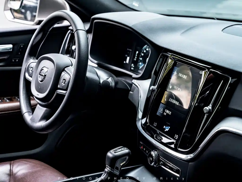 Volvo S60 — миниатюра 6