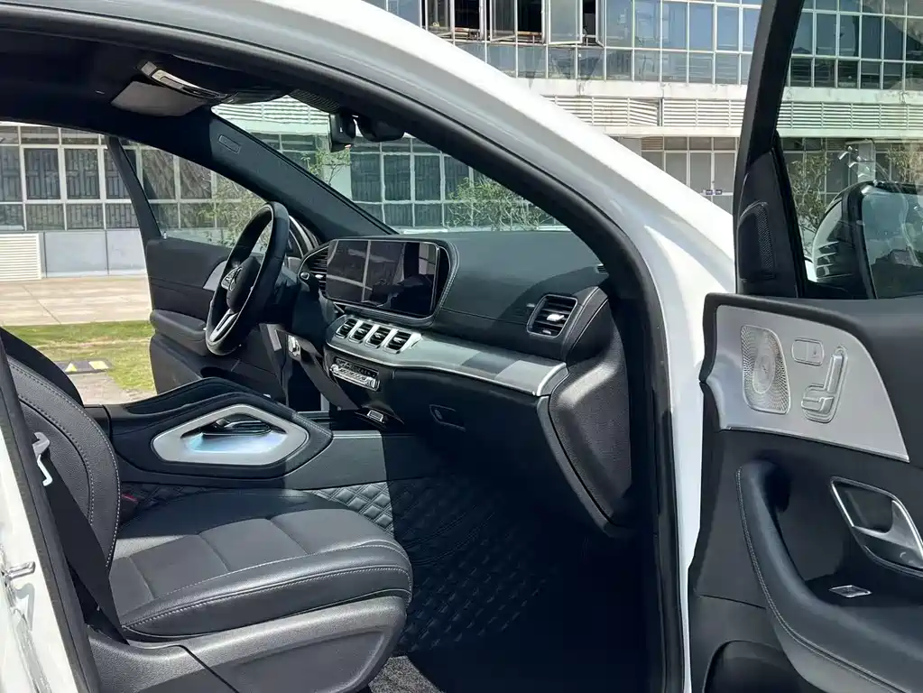 MERCEDES-BENZ GLE COUPE