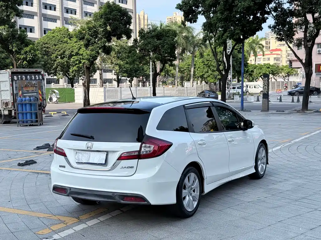 Honda Jade — миниатюра 9