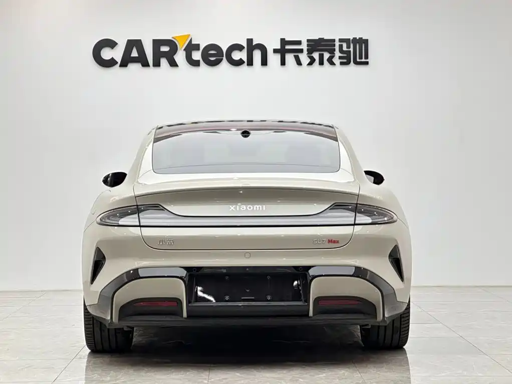 Xiaomi SU7 — миниатюра 4