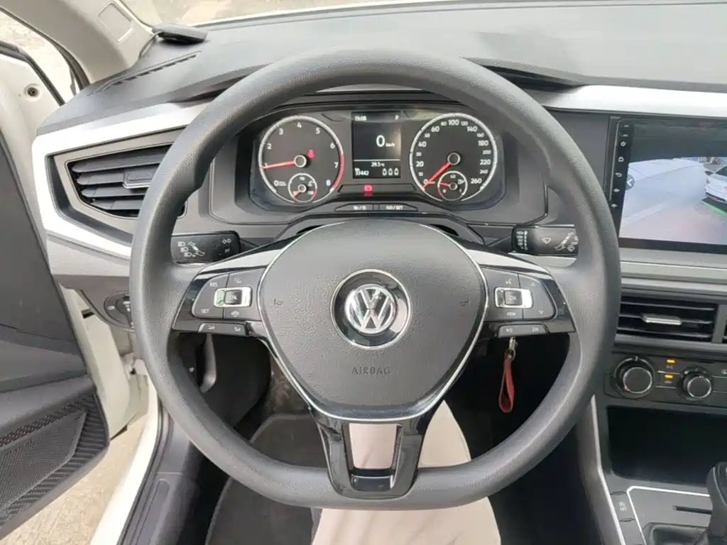 Volkswagen Polo — миниатюра 11