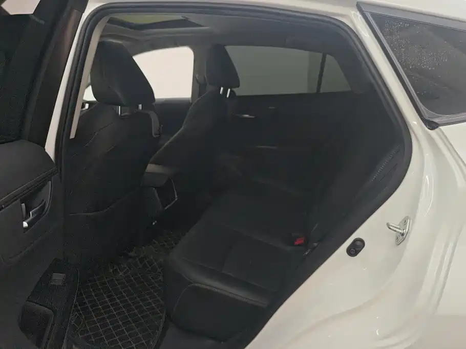 Toyota Venza — миниатюра 11