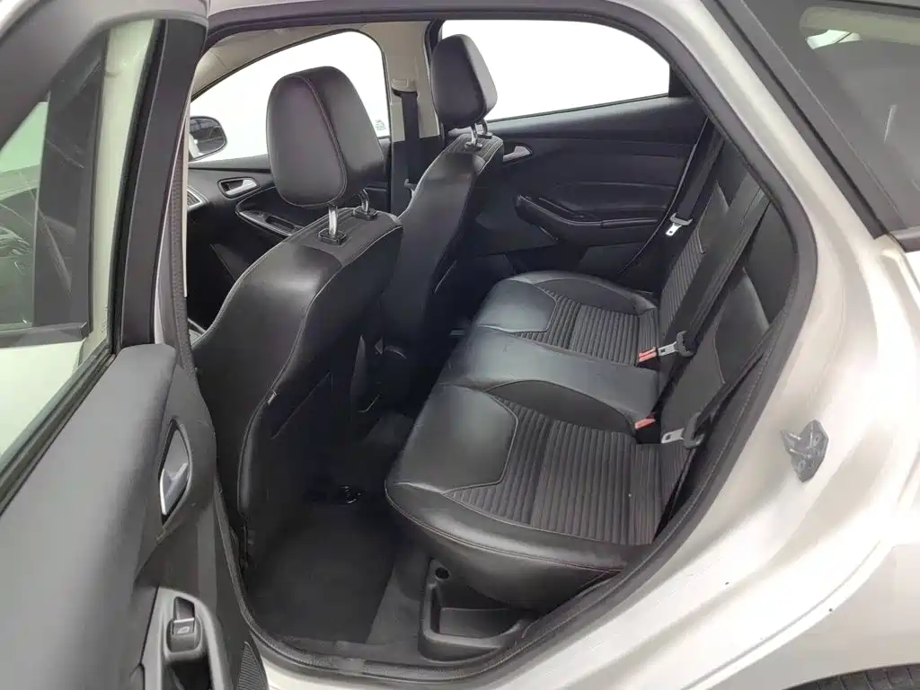 Ford Focus — миниатюра 15