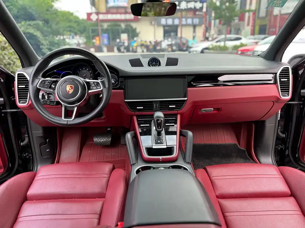 Porsche Cayenne — миниатюра 4