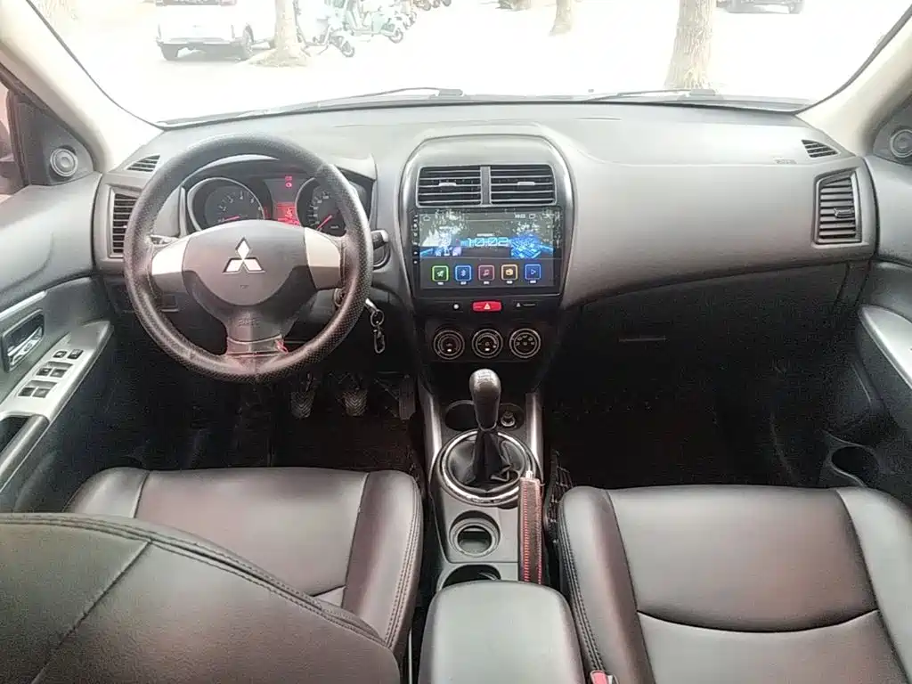 Mitsubishi ASX — миниатюра 10