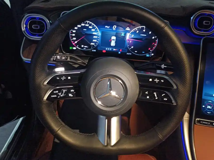Mercedes-Benz GLC — миниатюра 14