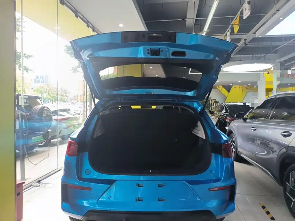 BYD e2 — миниатюра 19