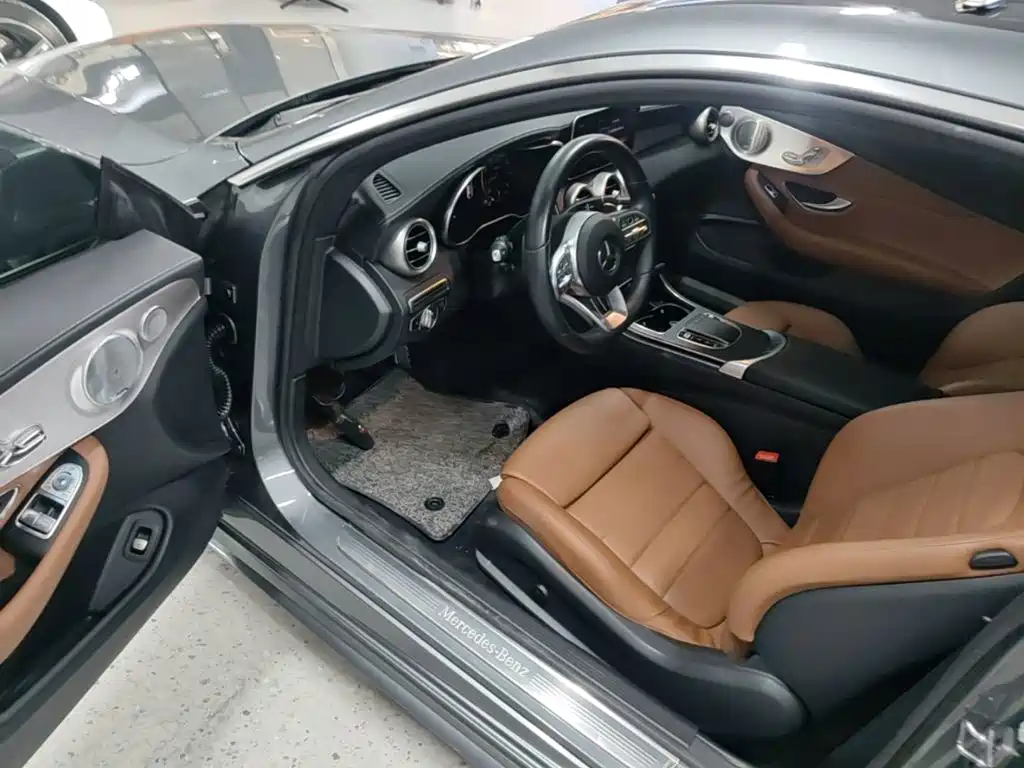 Mercedes-Benz C-Class (Import) — миниатюра 16