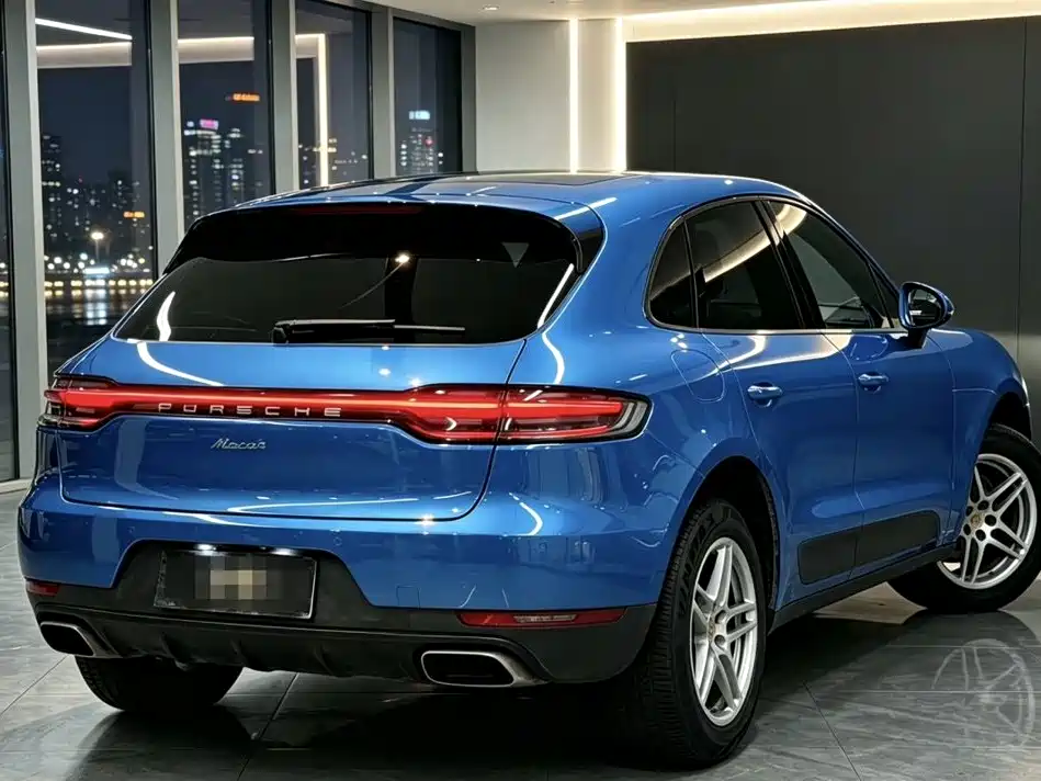 Porsche Macan — миниатюра 7