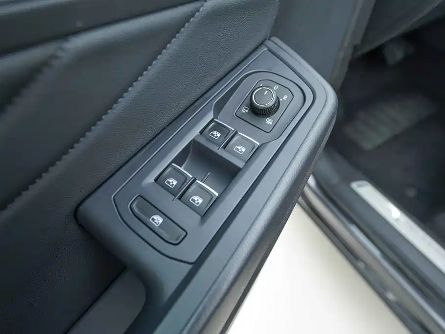 Volkswagen Talagon — миниатюра 11