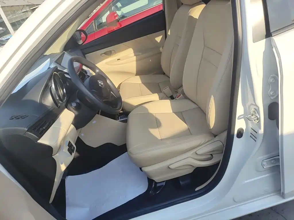 Toyota Vios FS — миниатюра 15