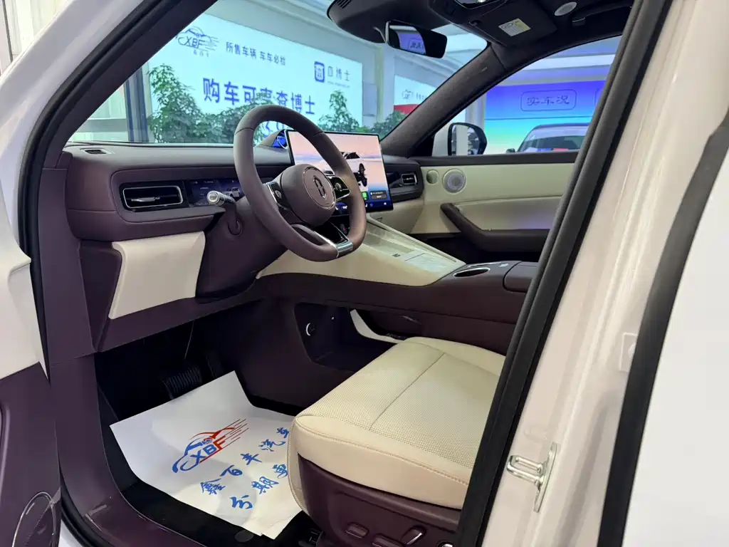 AITO Wenjie 问界M6 — миниатюра 4