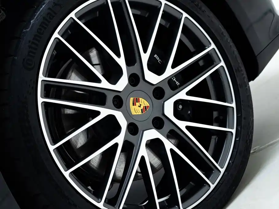 Porsche Panamera — миниатюра 5
