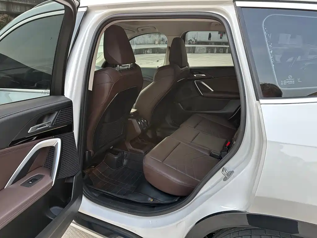 BMW X1 2024 sDrive20Li X