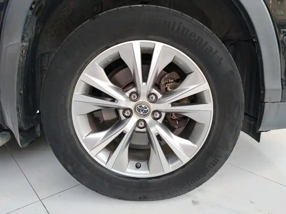 Toyota Highlander — миниатюра 6