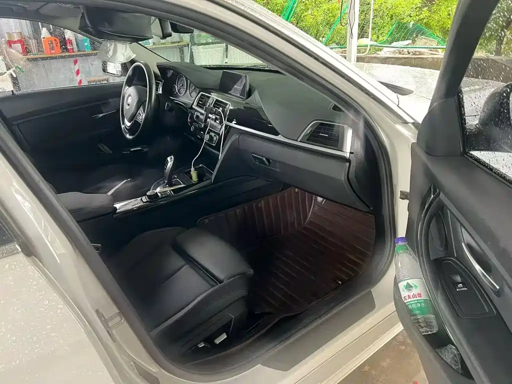 BMW 3 Series — миниатюра 25