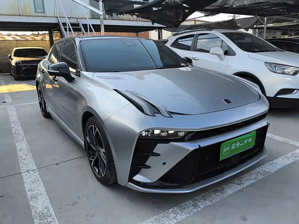 Lynk & Co 03 — миниатюра 4