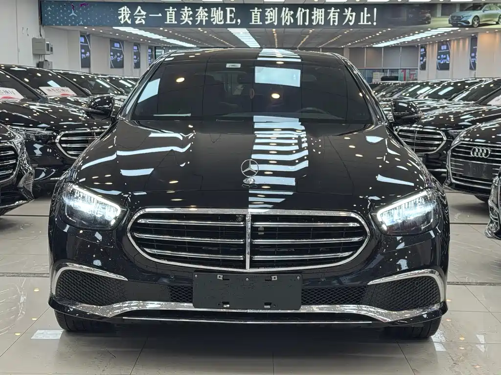 Mercedes-Benz E-Class 2022