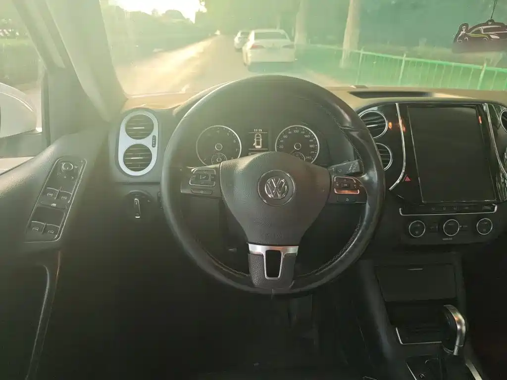 Volkswagen Tiguan — миниатюра 6