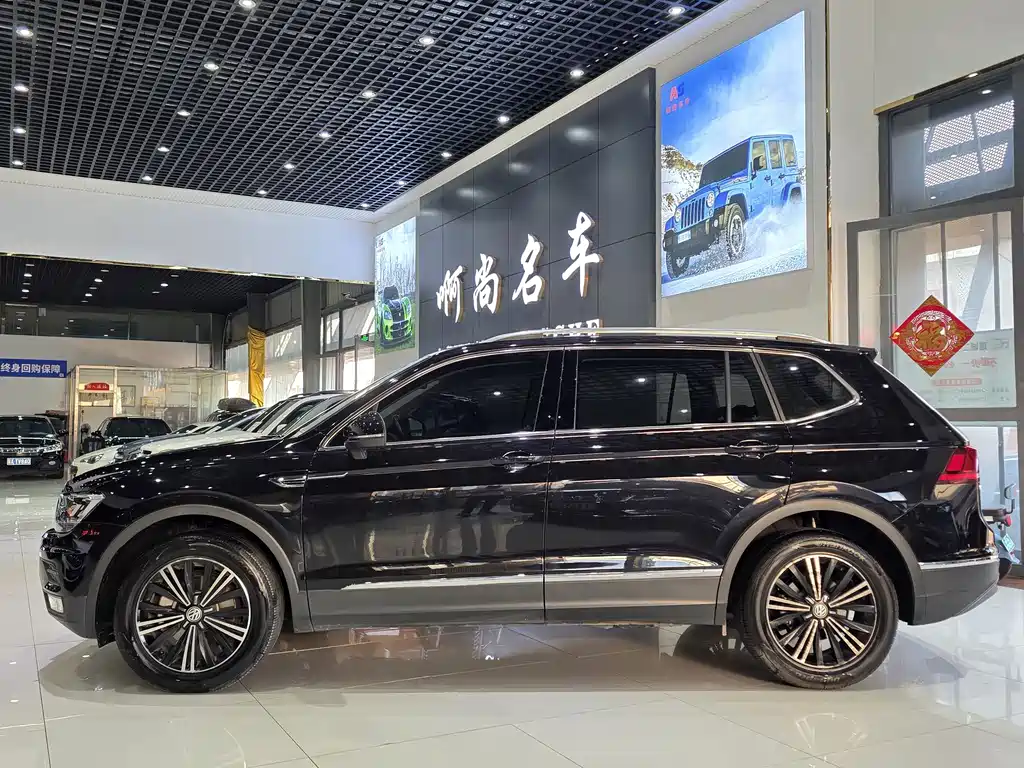 Volkswagen Tiguan L — миниатюра 4