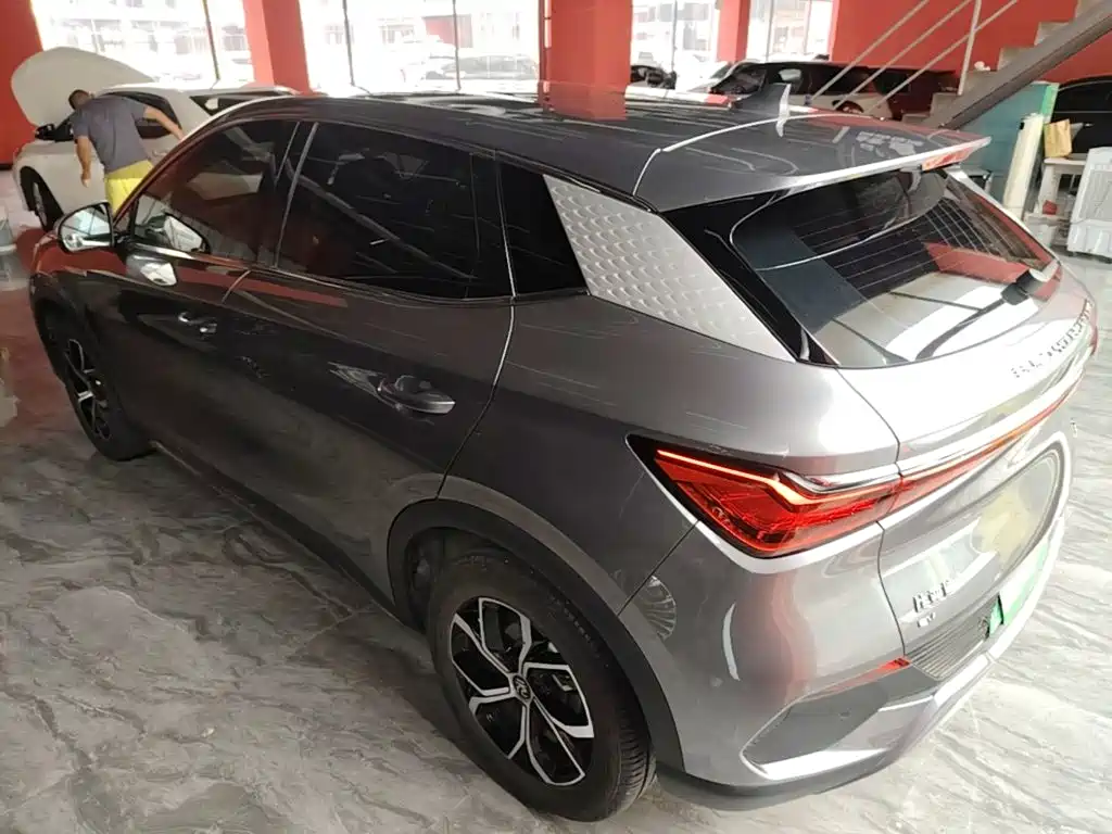 BYD Yuan Plus — миниатюра 23