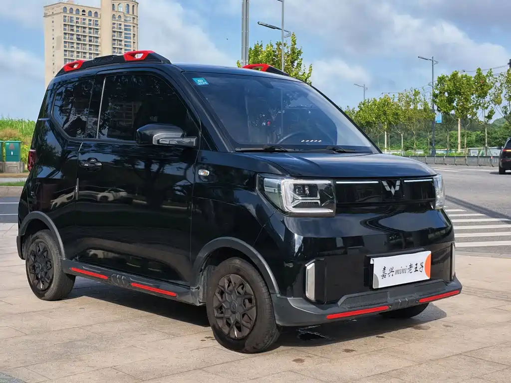 Wuling MINIEV — миниатюра 8