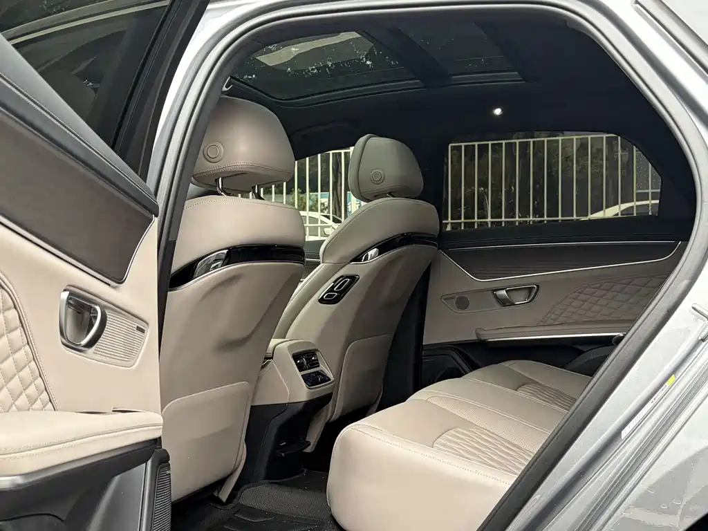 BYD Han — миниатюра 9