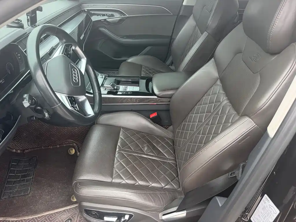 Audi A8 — миниатюра 4