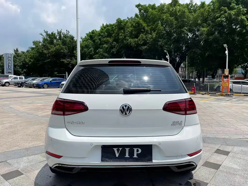 Volkswagen Golf — миниатюра 6