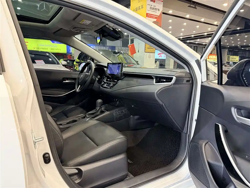 Toyota Corolla — миниатюра 6