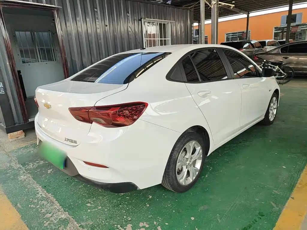 Chevrolet Cavalier — миниатюра 7